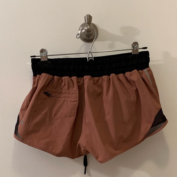 Lululemon run shorts - Picture 2 of 2